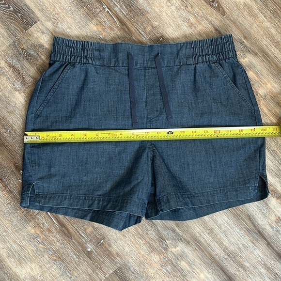 Magellan Outdoors Women's Campfire Chambray Shorty Shorts Denim Blue Size Medium - Picture 11 of 14